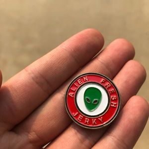 Alien Pin